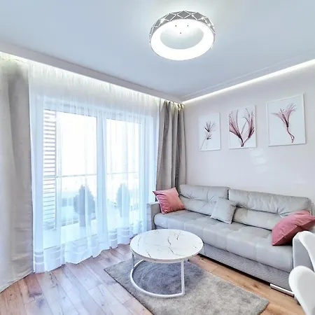 Laguna 28-spa 폴라니카-즈루이