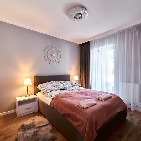 Laguna 28-spa * 폴라니카-즈루이